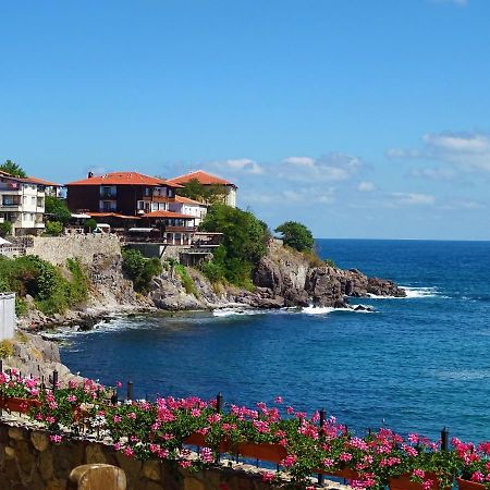 Summer Host Apartment Onegin Sozopol Exterior foto