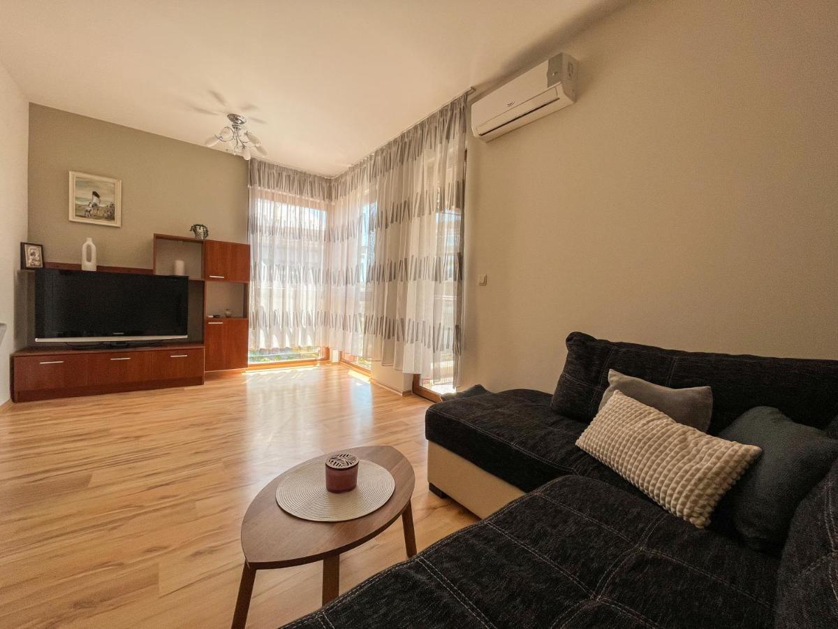 Summer Host Apartment Onegin Sozopol Exterior foto