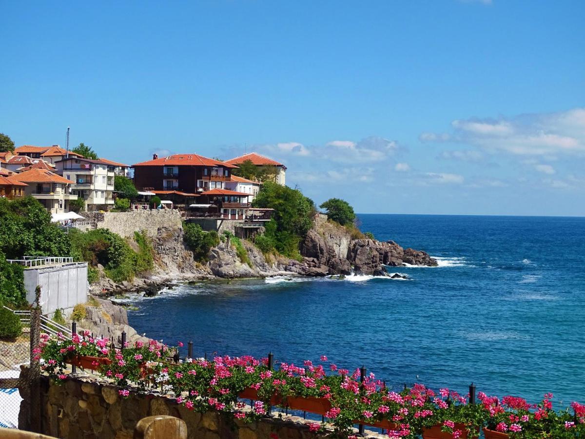Summer Host Apartment Onegin Sozopol Exterior foto